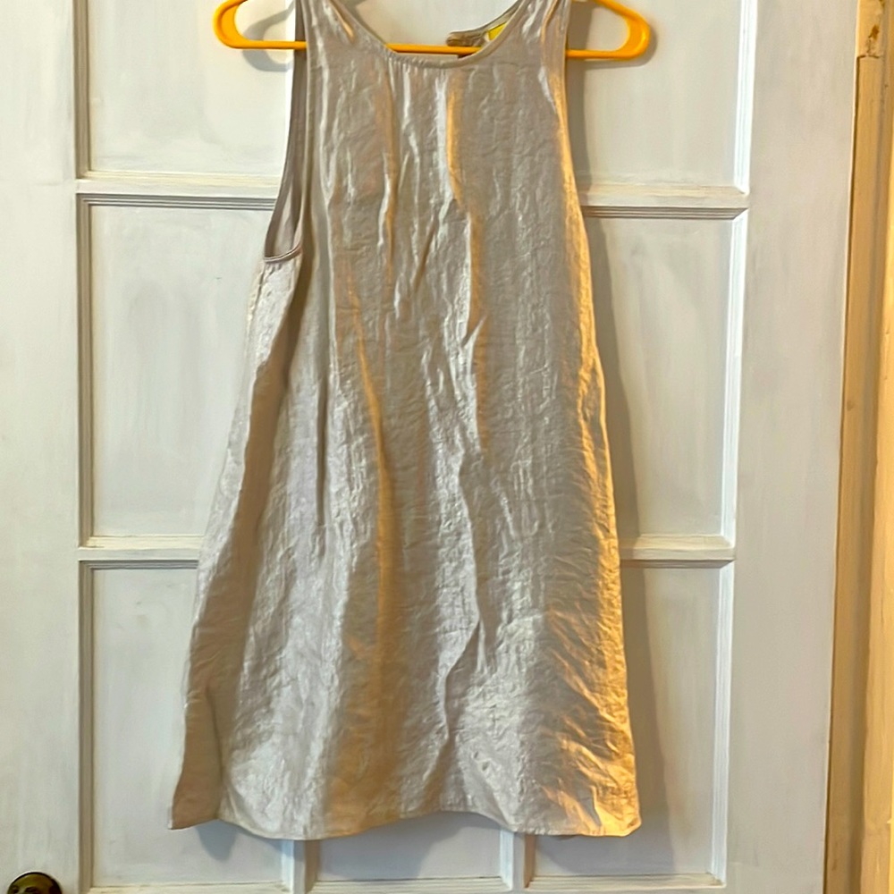 Shimmery fun date dress!